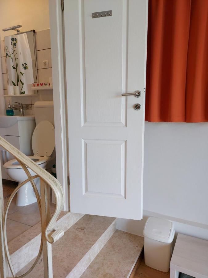 Soba Gracijela Hotell Motovun Exteriör bild